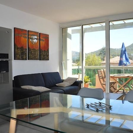 Le Sof Paradis Grand T2 Sur La Plage Des Lecques Saint-Cyr-sur-Mer Luaran gambar