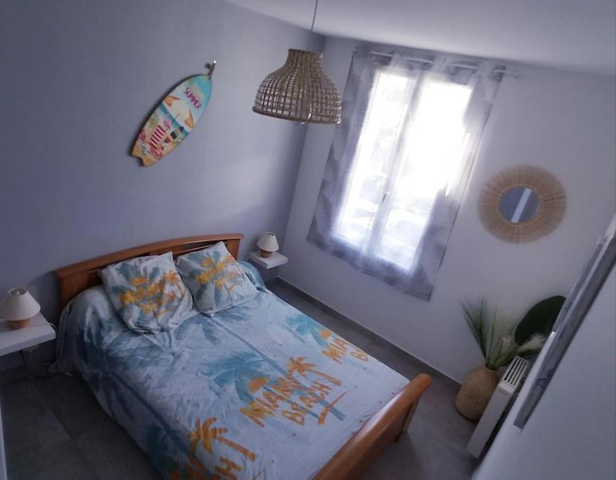 Le Sof Paradis Grand T2 Sur La Plage Des Lecques Saint-Cyr-sur-Mer Luaran gambar